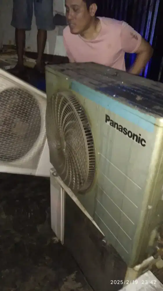 Terima ac bekas mati