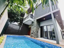 Rumah Mewah Industrial Private Pool Banjarsari Solo Kota