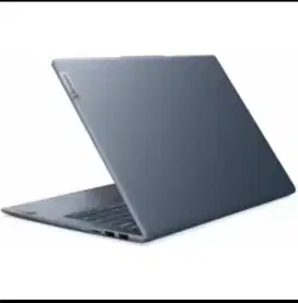 LENOVO IDEAPAD SLIM 3 15 AMD RYZEN 5 7520U 8GB DDR5 256GB 15.6 FHD IPS