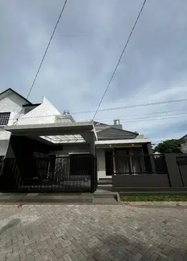 Pantai Mentari Baru Gress Minimalis, Hook, Siap Huni, Row Jalan Lebar