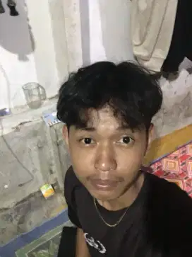 Nyari kerja buat nabung beli motor