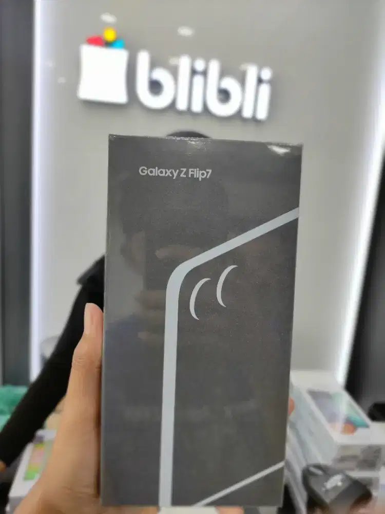 Samsung Z Flip7 Promo Cashback 2,5 Juta & Free Voucher Acc 1 Juta