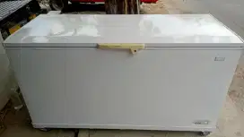DIJUAL FREEZER BOX 520L HARGA TERJANGKAU!!