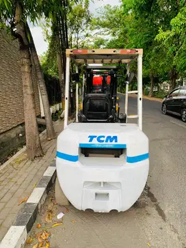 READY FORKLIFT TCM 3 TON MAST 3 METER STD TAHUN MUDA HARGA BERSAHABAT