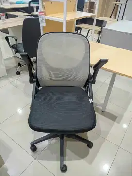 Dijual cepat kursi kerja murah