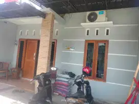 Disewakan rumah hook plus isi perum Duta Graha Karanggintung Purwokert