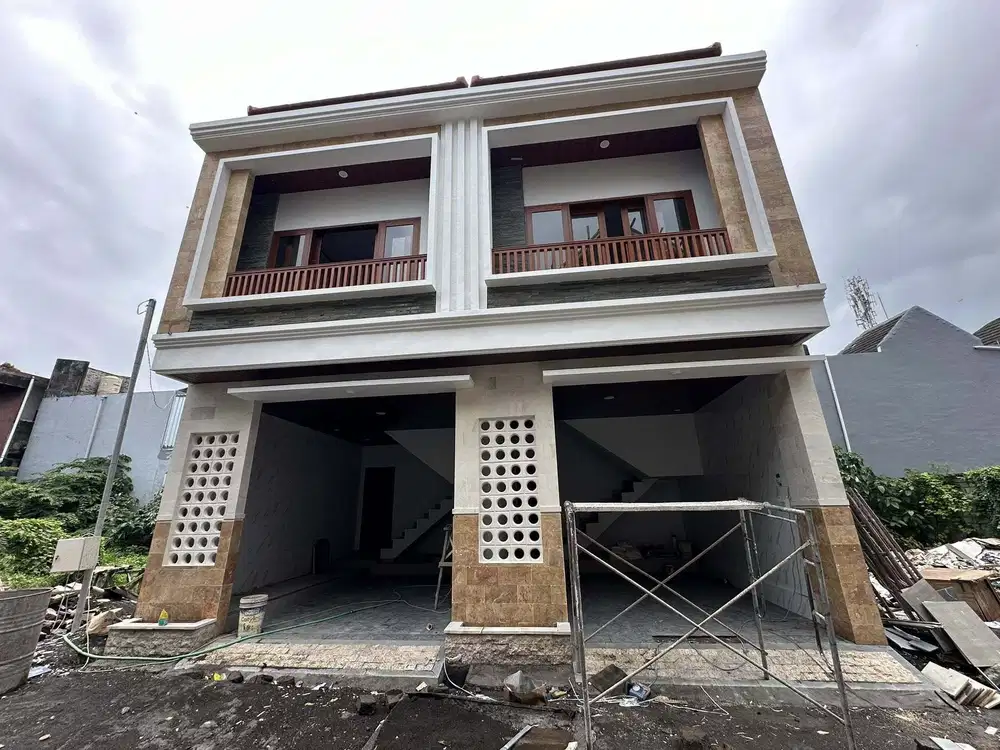 Dikontrakkan 2 Unit Rumah Baru Di Jalan Tukad Balian Utara Renon