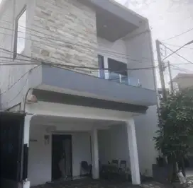 Rumah LELANG murah siap huni cantik di Pesona Bali , bandung