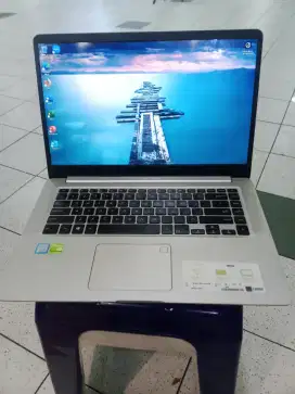 Laptop Asus vivobook S510U Nominusss