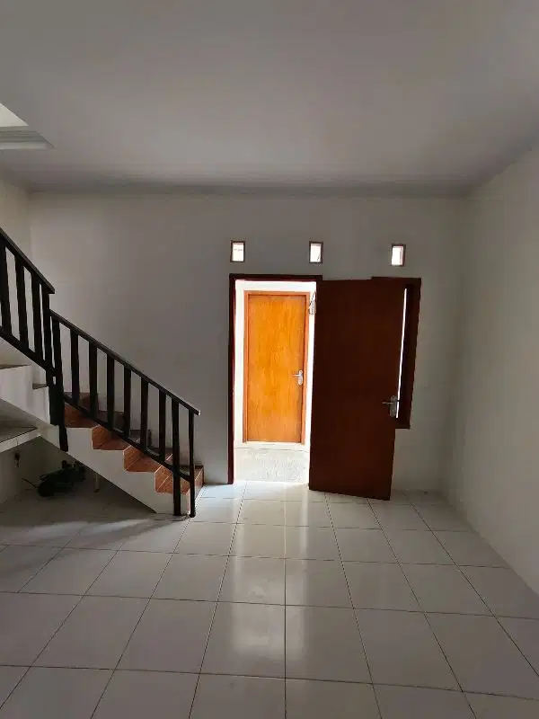 Di jual rumah siap huni paling murah di cempaka putih jakarta pusat