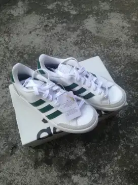 Adidas Grand Court SE