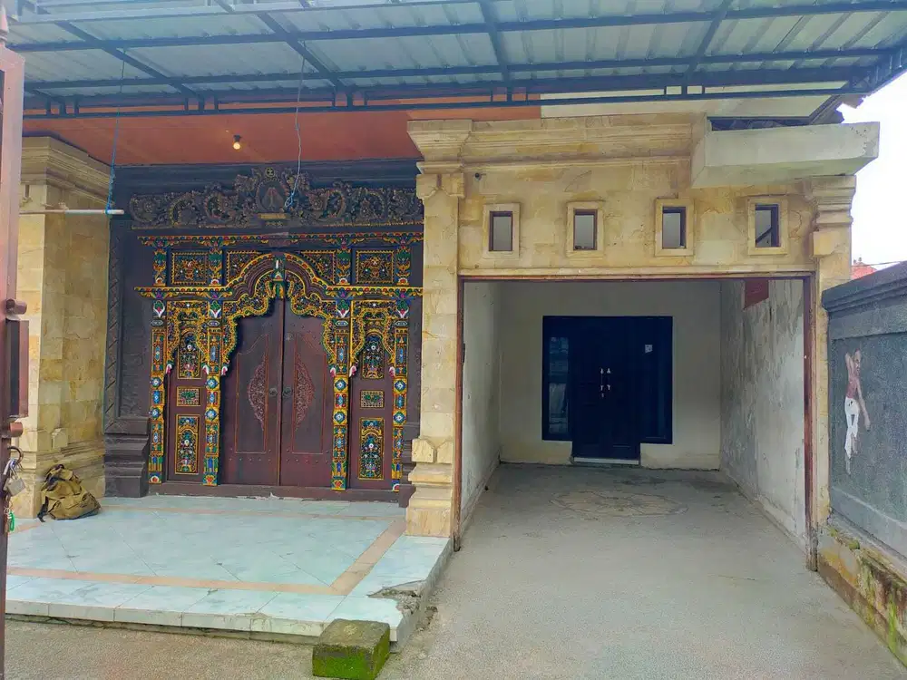Rumah tinggal lokasi strategis Batubulan