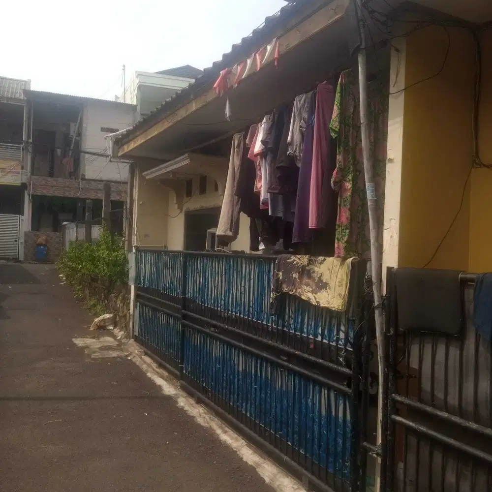 DiJual 2 Rumah Kontrakan Strategis dekat Puskesmas Munjul JakTim