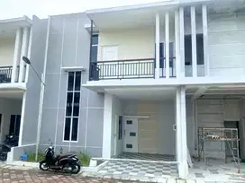 Rumah minimalis 2 lantai dekat UMS Surakarta