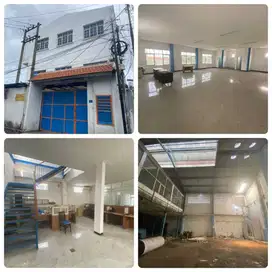 Dijual Gudang Simomulyo