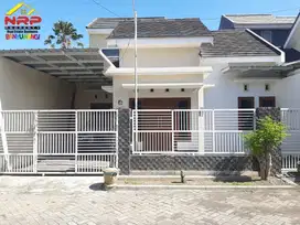 Dijual Rumah Cantik 2 Lantai Siap Huni di Perum. Brawijaya Residance