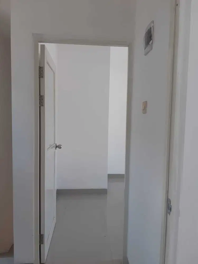 Dijual Rumah Green Mansion Regency Lontar