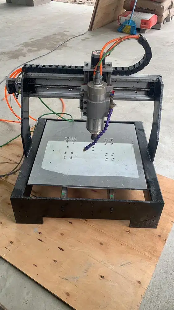 Mesin cnc router spindle 2.2kw siap kerja