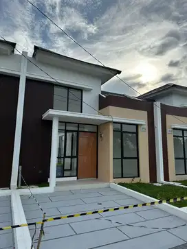 Dijual Cepat dibawah Harga Pasaran Rumah East Portofino Garden House S