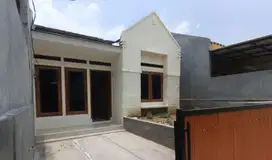 Rumah Bagus Disewakan, Bisa Bulanan di VMG3 / Taman Kebalen