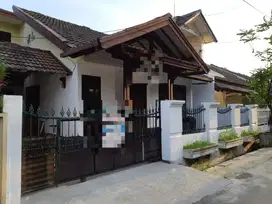 Rumah 1,5 lantai harga ok di Bukit Pamulang Indah, Tangerang selatan