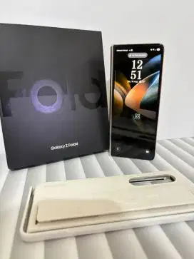 Samsung Z fold 4 Beige