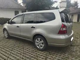 Nissan Grand livina 2013 Bensin