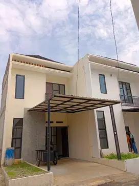 Rumah di jual harga murah sudah SHM 3 kamar tidur dan 2 kamar mandi