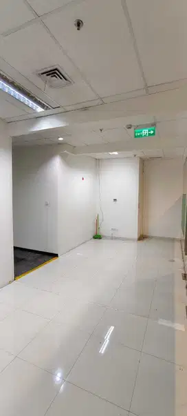 Disewakan Soho Capital Sudah ada Sekat Unfurnished