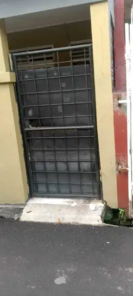 Dijual Rumah Kontrakan Jalan Tuparev Ditengah Kota Karawang