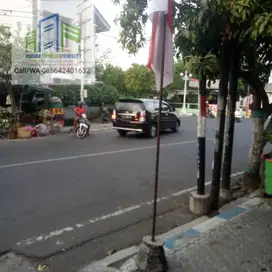 Rumah strategis tengah kota nganjuk jawa timur