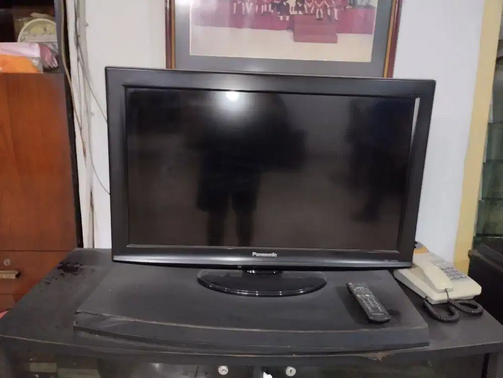 TV Second Merk Panasonic 32 Inch