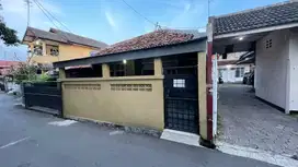 Dijual Rumah Kontrakan Jalan Tuparev Ditengah Kota Karawang