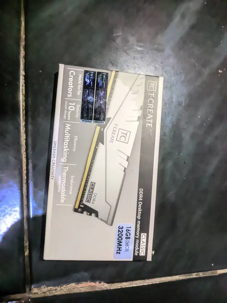 Ram : Team T-Create 16Gb (2x8GB) 3200Mhz - Dual Channel