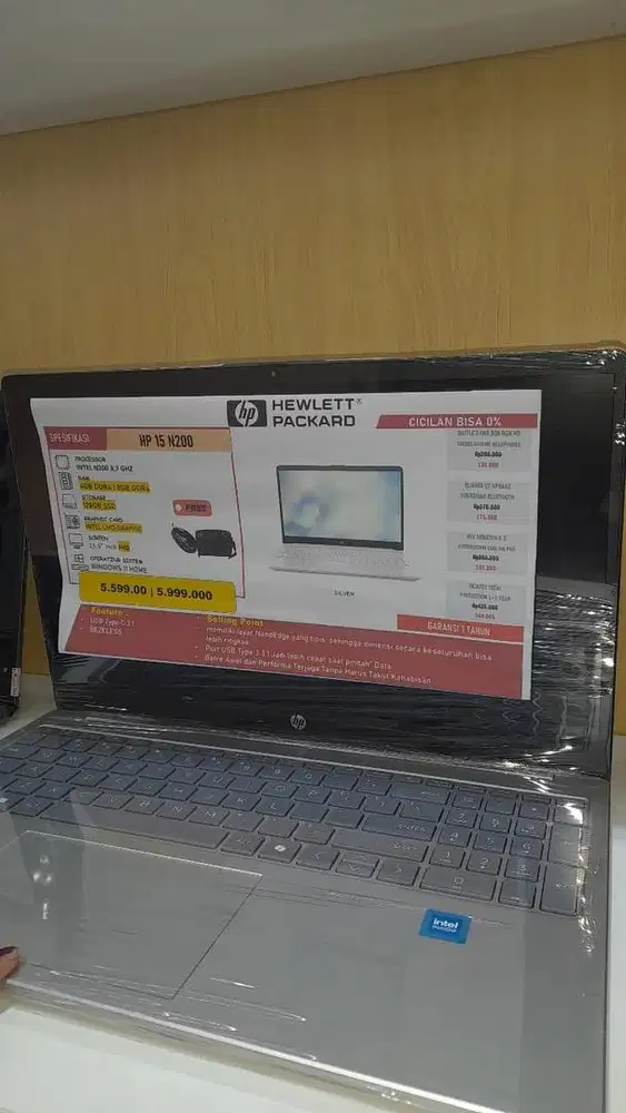 LAPTOP HP 15 N200
