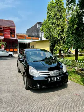 Nissan Grand livina 2011 Bensin