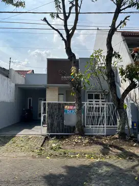 Rumah di Araya Blimbing Malang Minimalis Modern