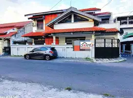 Rumah Luas Bagus 2 lt Siap Huni Cocok untuk Kantor atau Hunian