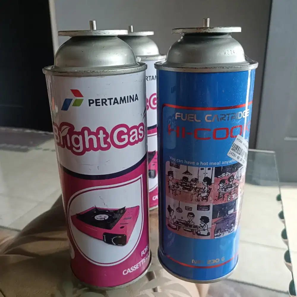 kaleng gas portabel kosong