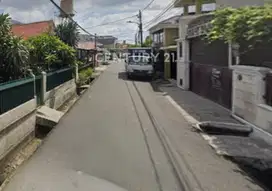 Dijual Rumah Pinggir Jalan Di  Utan Kayu Utara Jakarta Timur