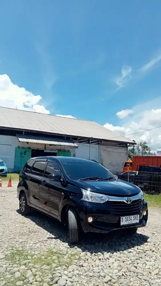 Mobil bekas murah padang