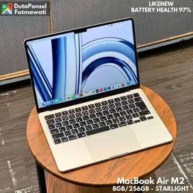 MACBOOK AIR M2 8GB/256GB STARLIGHT BH 97% MULUS
