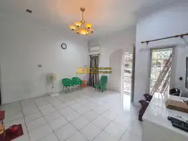 Dijual Rumah di Komplek Cemara Hijau - Medan Kondisi Siap Huni