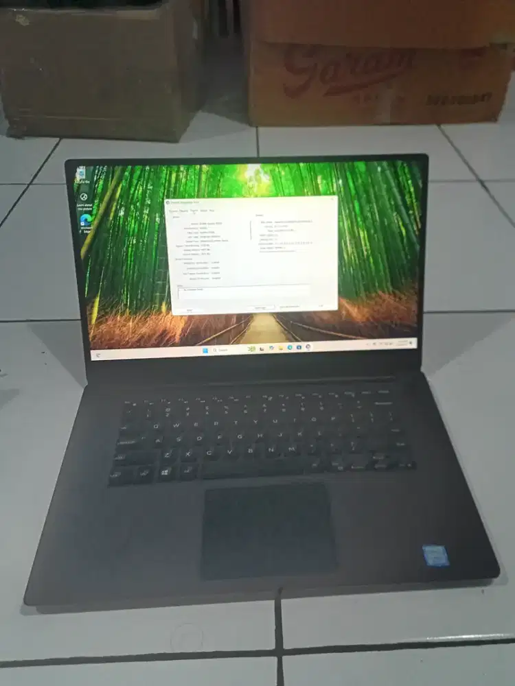 Dell precision workstation 5530 core i9gen8 8/256