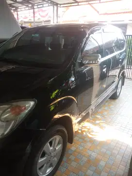 Toyota Avanza 2010 Bensin