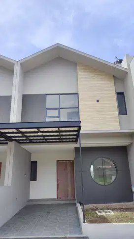 Jual Rumah Dekat SETRADUTA setra   duta dan Tol Pasteur Bandung MURAH