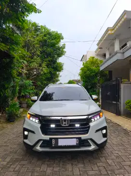 CASH BRV Prestige with Honda Sensing Putih Istimewa