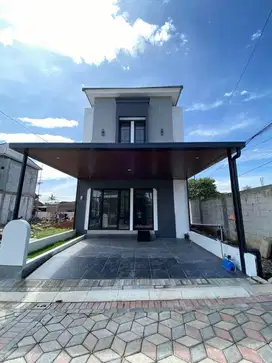 RUMAH MEWAH MURAH DUA LANTAI DI CLUSTER KLIPANG SEMARANG TYPE VICTORIA