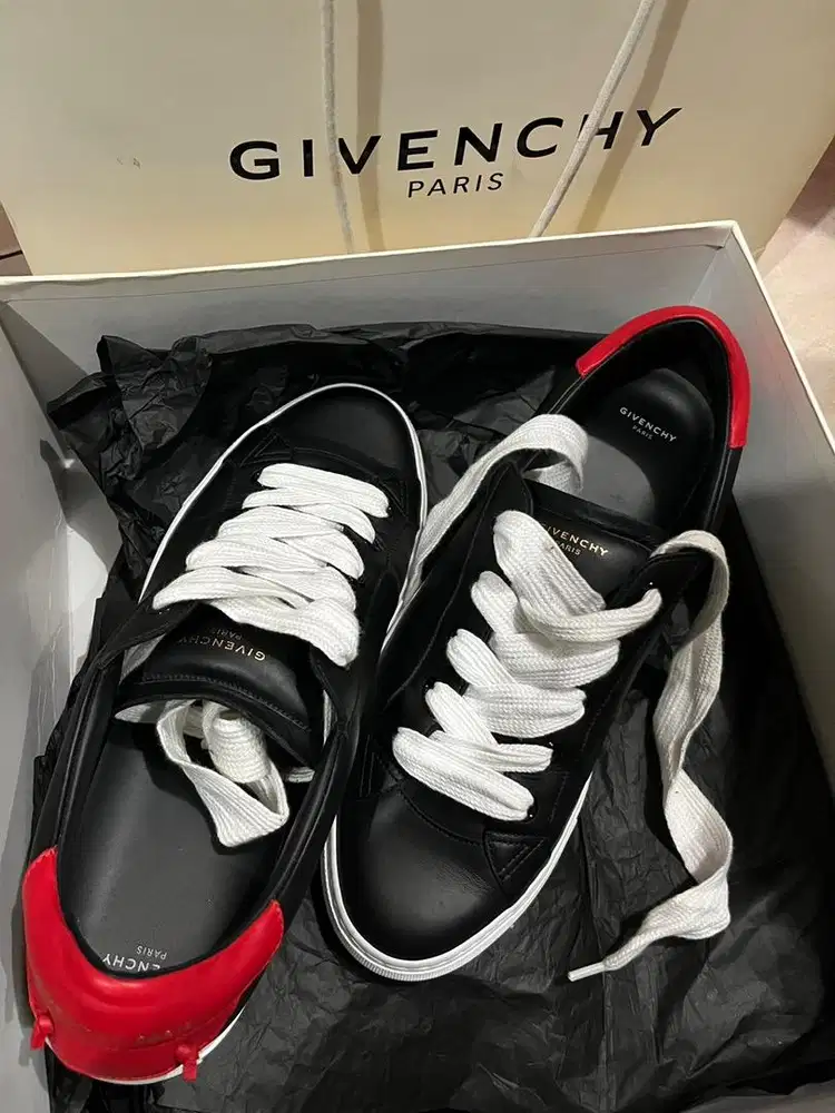 GIVENCHY  Urban Street Leather Sneakers with Knot Detail