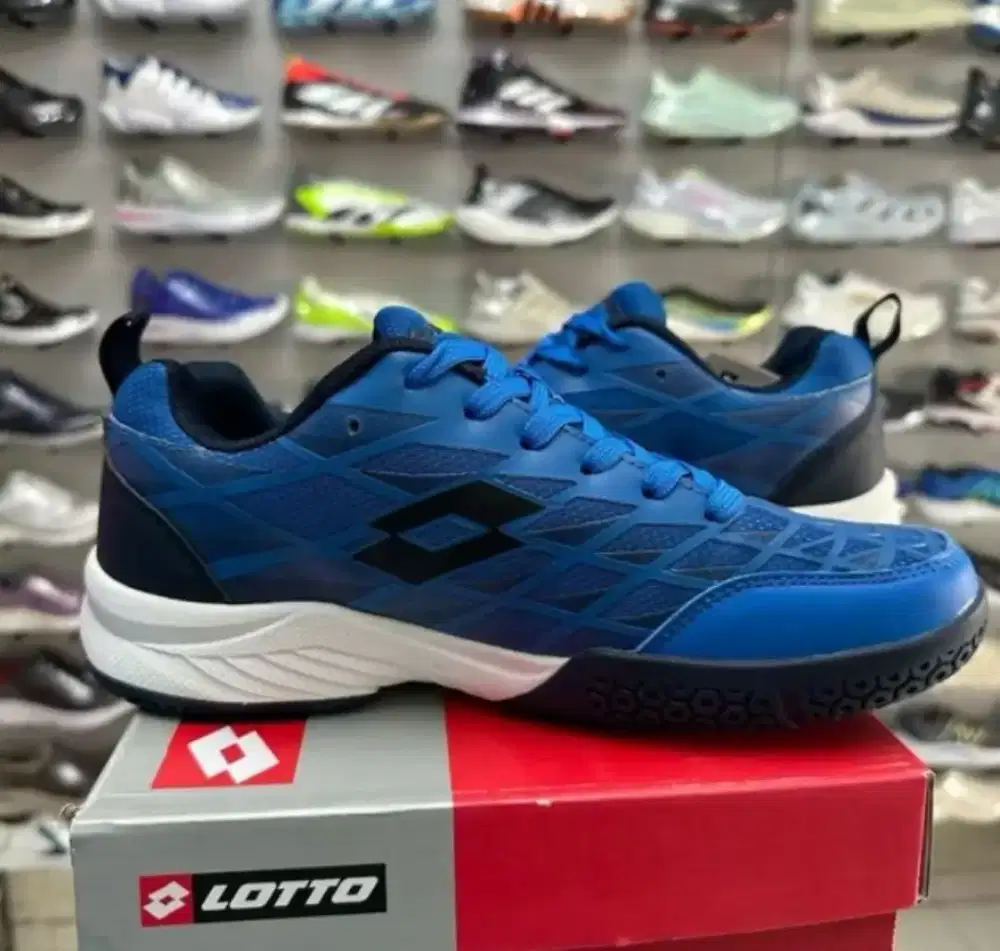 Sepatu tenis dan badminton lotto size 40 murah